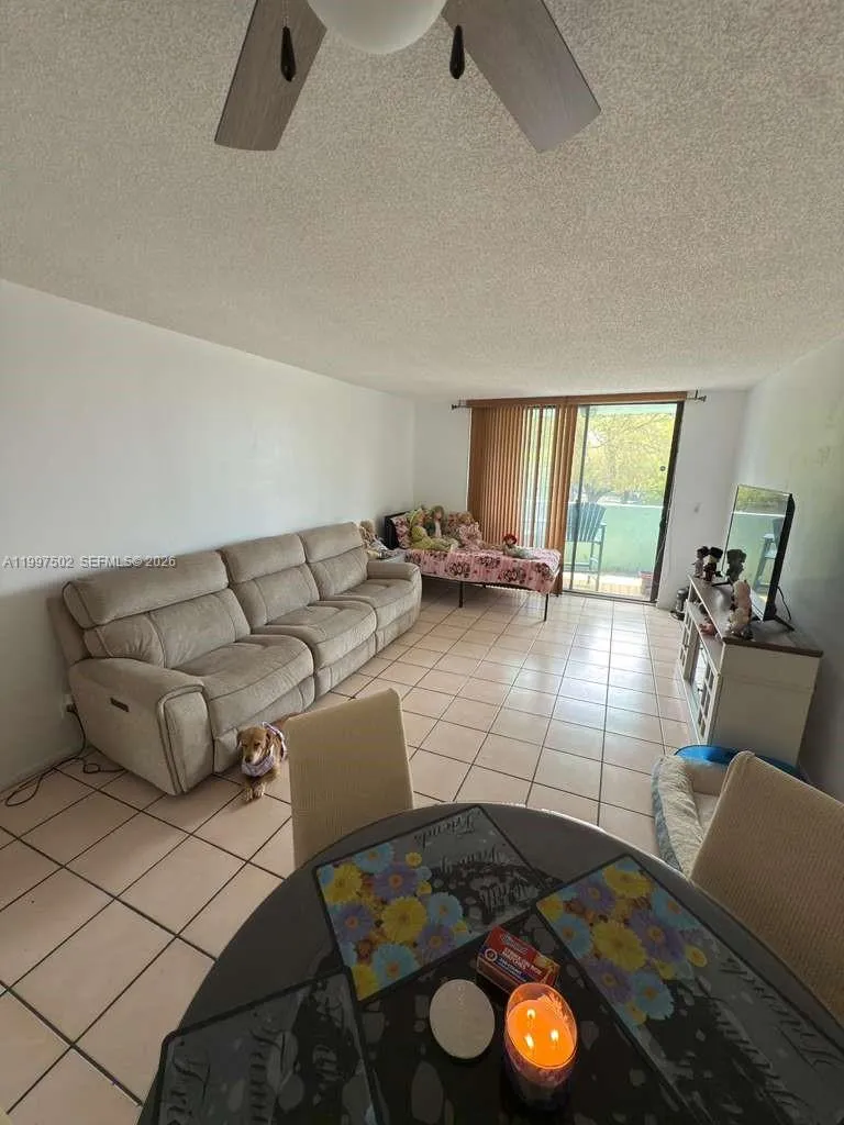 1825 W 44th Pl 208, Hialeah, Florida 33012, Hialeah, Florida 33012, 1 Bedroom Bedrooms, ,1 BathroomBathrooms,Residential,For Sale,1825 W 44th Pl 208, Hialeah, Florida 33012,A11997502