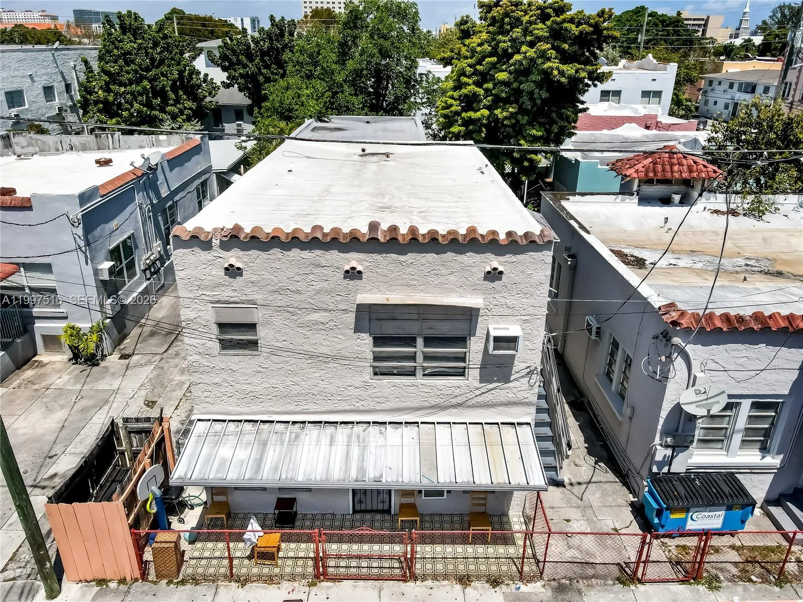 1011 Sw 5th St 1, Miami, Florida 33130, Miami, Florida 33130, 3 Bedrooms Bedrooms, ,1 BathroomBathrooms,Residential Lease,For Rent,1011 Sw 5th St 1, Miami, Florida 33130,A11997516