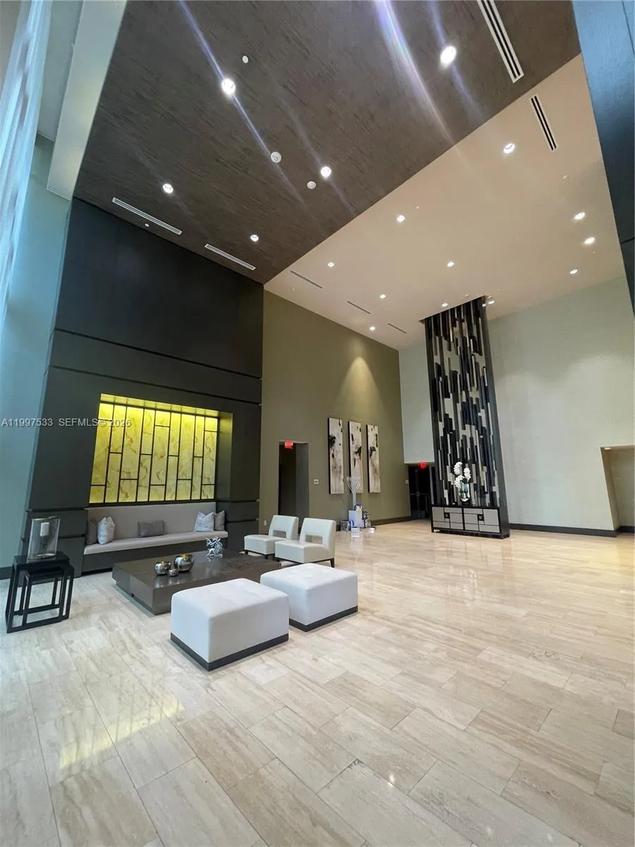 5252 Nw 85th Ave 303, Doral, Florida 33166, Doral, Florida 33166, 2 Bedrooms Bedrooms, ,2 BathroomsBathrooms,Residential Lease,For Rent,5252 Nw 85th Ave 303, Doral, Florida 33166,A11997533