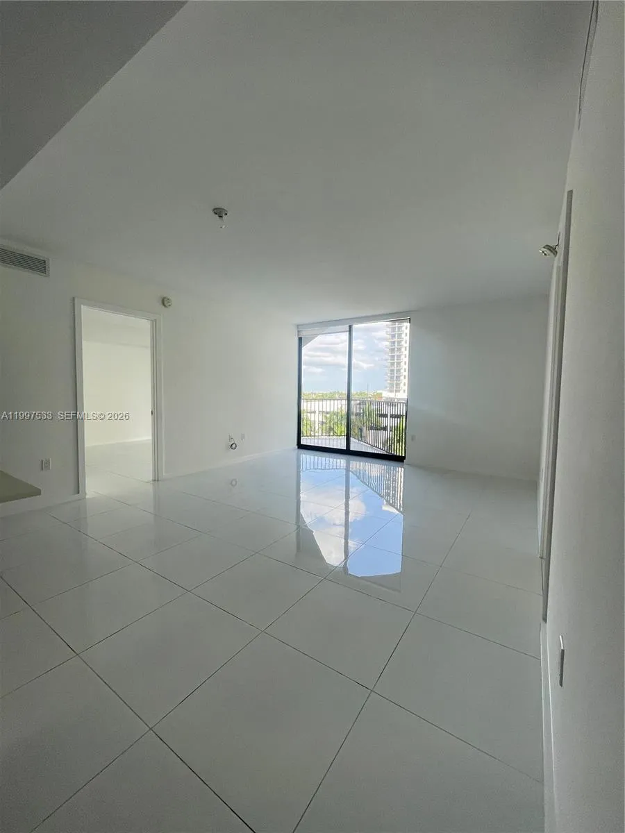 5252 Nw 85th Ave 303, Doral, Florida 33166, Doral, Florida 33166, 2 Bedrooms Bedrooms, ,2 BathroomsBathrooms,Residential Lease,For Rent,5252 Nw 85th Ave 303, Doral, Florida 33166,A11997533