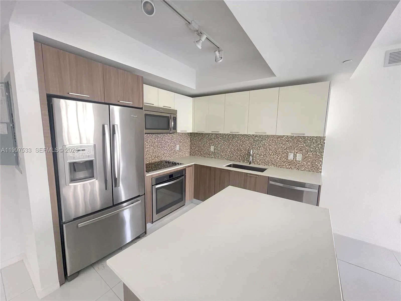 5252 Nw 85th Ave 303, Doral, Florida 33166, Doral, Florida 33166, 2 Bedrooms Bedrooms, ,2 BathroomsBathrooms,Residential Lease,For Rent,5252 Nw 85th Ave 303, Doral, Florida 33166,A11997533