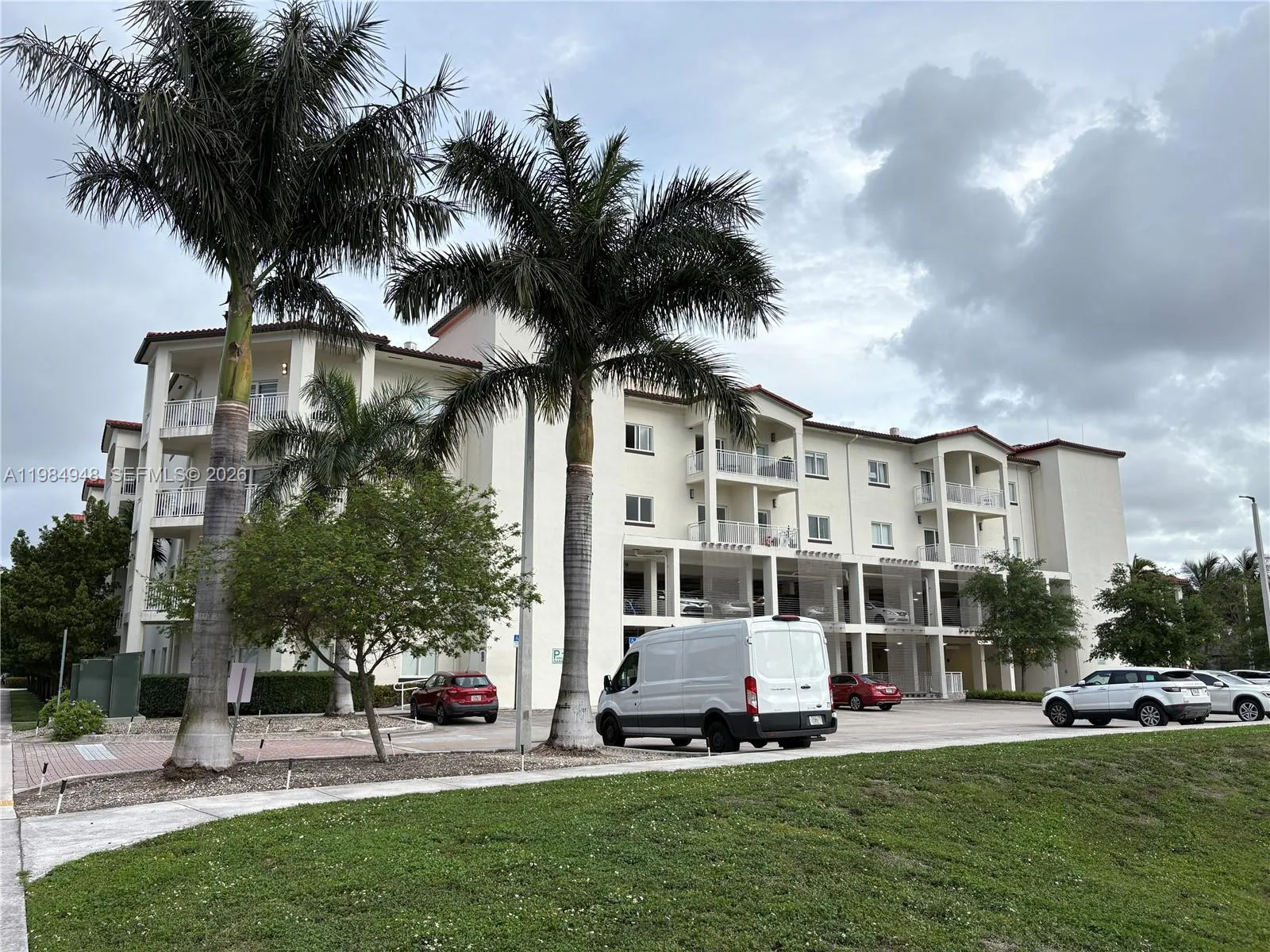 10950 Nw 82nd St 319, Doral, Florida 33178, Doral, Florida 33178, 2 Bedrooms Bedrooms, ,2 BathroomsBathrooms,Residential,For Sale,10950 Nw 82nd St 319, Doral, Florida 33178,A11984948