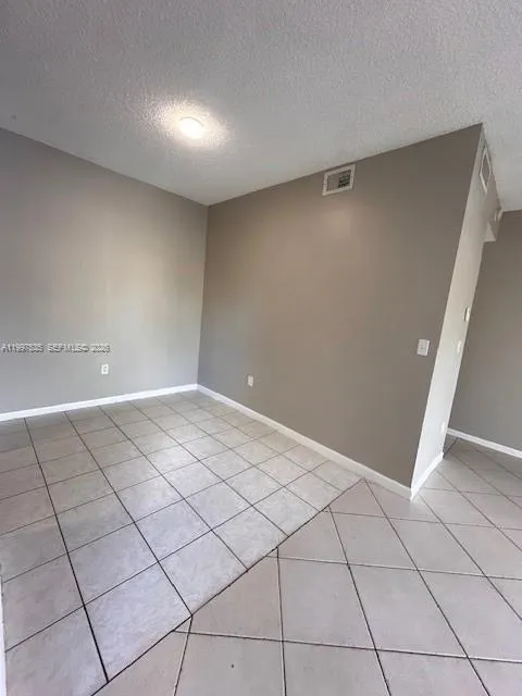 1851 Nw 96th Ter 6f, Pembroke Pines, Florida 33024, Pembroke Pines, Florida 33024, 1 Bedroom Bedrooms, ,1 BathroomBathrooms,Residential Lease,For Rent,1851 Nw 96th Ter 6f, Pembroke Pines, Florida 33024,A11997535