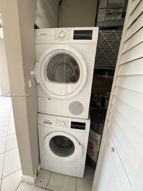 1851 Nw 96th Ter 6f, Pembroke Pines, Florida 33024, Pembroke Pines, Florida 33024, 1 Bedroom Bedrooms, ,1 BathroomBathrooms,Residential Lease,For Rent,1851 Nw 96th Ter 6f, Pembroke Pines, Florida 33024,A11997535