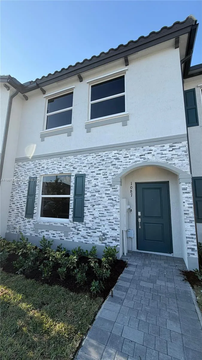 1087 Se 2nd Ter 1087, Florida City, Florida 33034, Florida City, Florida 33034, 3 Bedrooms Bedrooms, ,2 BathroomsBathrooms,Residential Lease,For Rent,1087 Se 2nd Ter 1087, Florida City, Florida 33034,A11997396