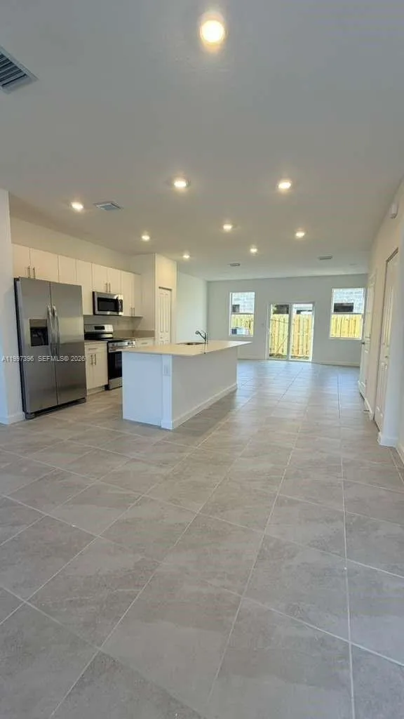 1087 Se 2nd Ter 1087, Florida City, Florida 33034, Florida City, Florida 33034, 3 Bedrooms Bedrooms, ,2 BathroomsBathrooms,Residential Lease,For Rent,1087 Se 2nd Ter 1087, Florida City, Florida 33034,A11997396