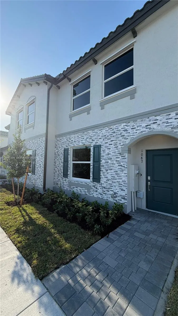 1087 Se 2nd Ter 1087, Florida City, Florida 33034, Florida City, Florida 33034, 3 Bedrooms Bedrooms, ,2 BathroomsBathrooms,Residential Lease,For Rent,1087 Se 2nd Ter 1087, Florida City, Florida 33034,A11997396