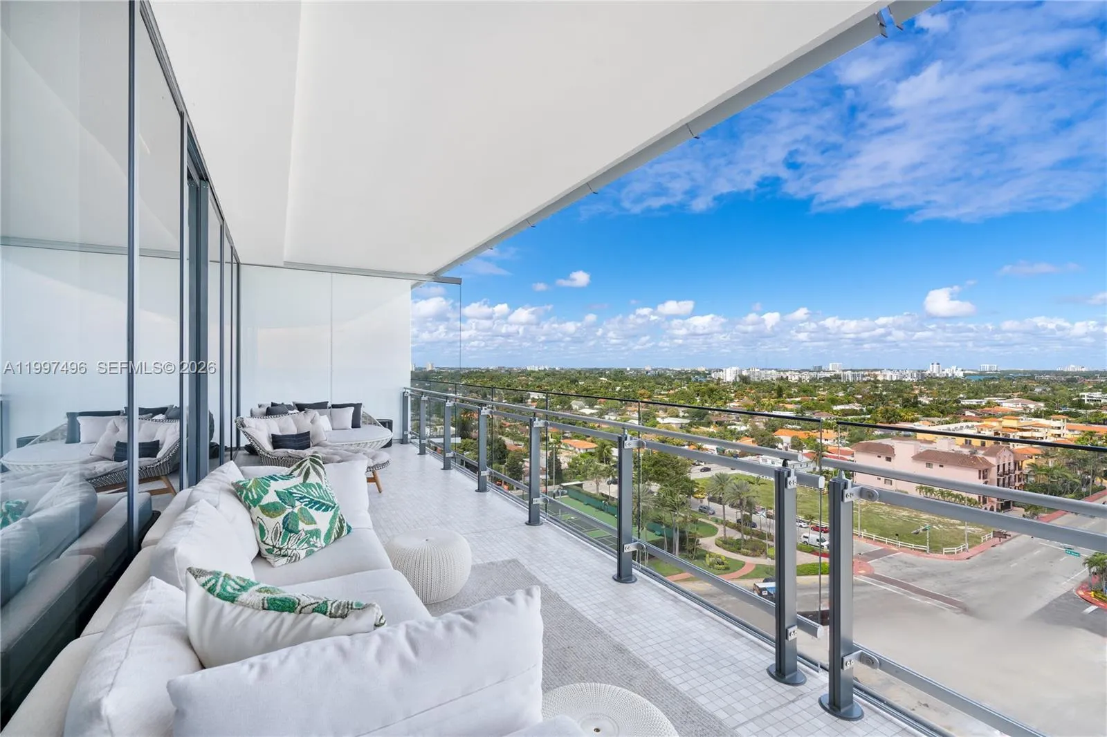 8701 Collins Ave 1103, Miami Beach, Florida 33154, Miami Beach, Florida 33154, 1 Bedroom Bedrooms, ,1 BathroomBathrooms,Residential Lease,For Rent,8701 Collins Ave 1103, Miami Beach, Florida 33154,A11997496