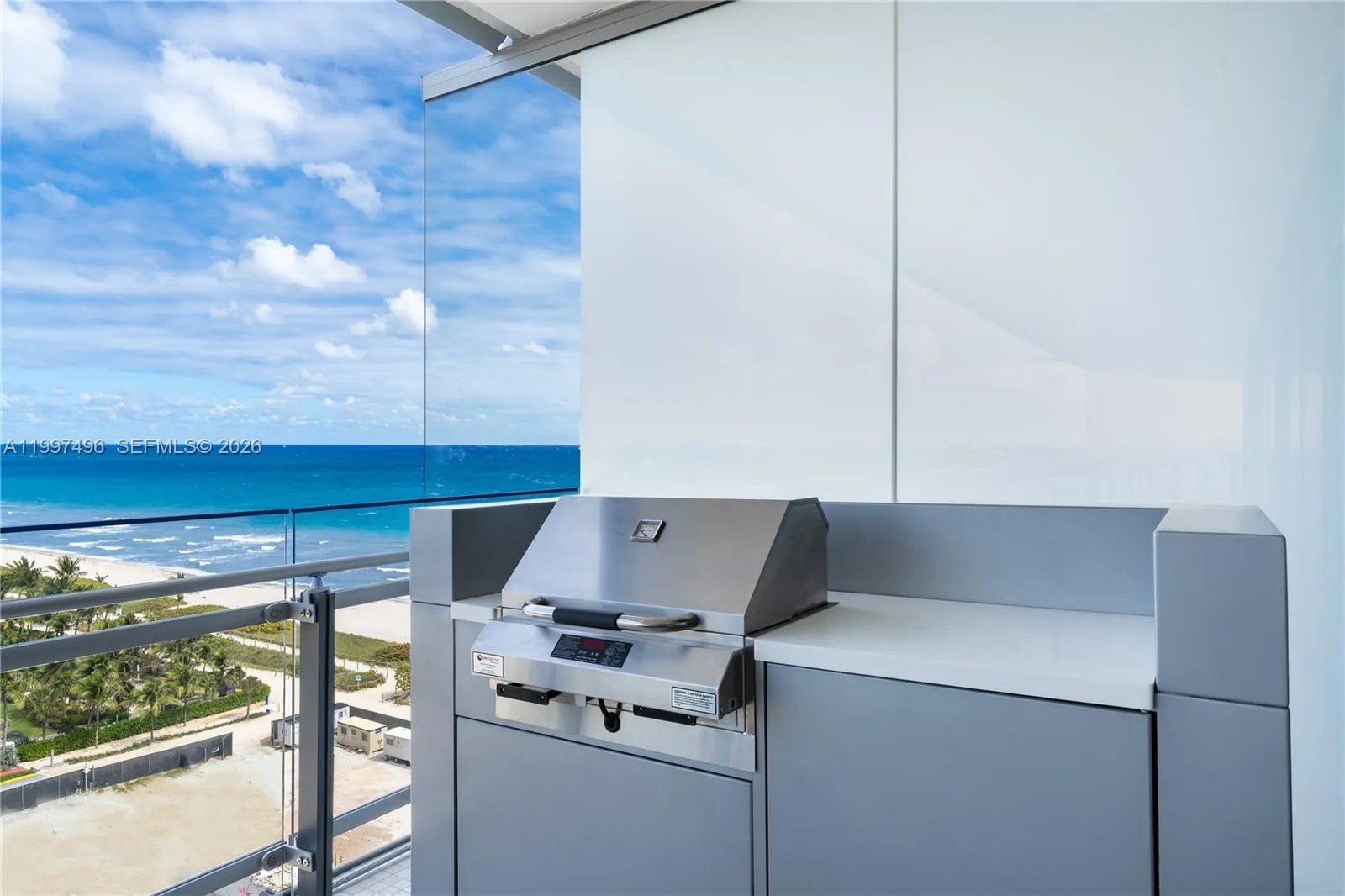 8701 Collins Ave 1103, Miami Beach, Florida 33154, Miami Beach, Florida 33154, 1 Bedroom Bedrooms, ,1 BathroomBathrooms,Residential Lease,For Rent,8701 Collins Ave 1103, Miami Beach, Florida 33154,A11997496