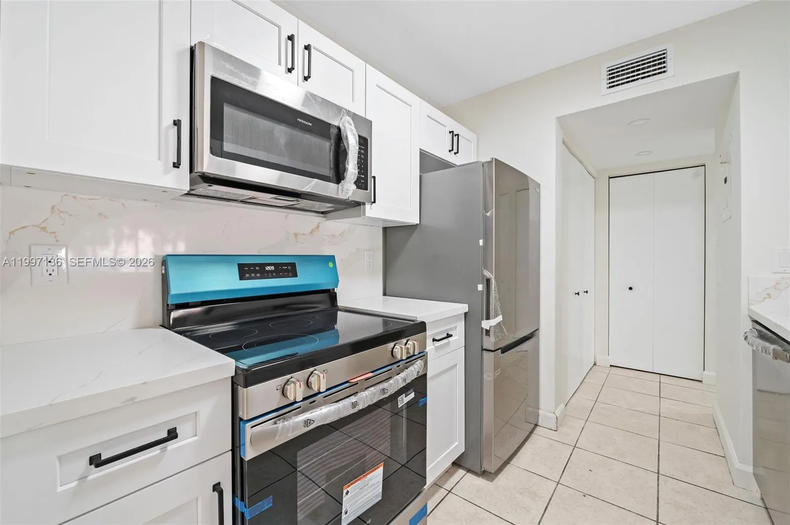 10610 Sw 158th Ct 105, Miami, Florida 33196, Miami, Florida 33196, 2 Bedrooms Bedrooms, ,2 BathroomsBathrooms,Residential Lease,For Rent,10610 Sw 158th Ct 105, Miami, Florida 33196,A11997136