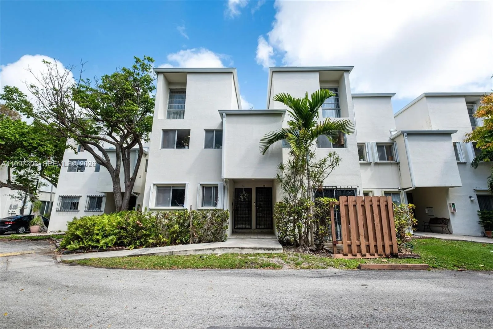 1916 Sw 17th Ave 34, Miami, Florida 33145, Miami, Florida 33145, 2 Bedrooms Bedrooms, ,1 BathroomBathrooms,Residential,For Sale,1916 Sw 17th Ave 34, Miami, Florida 33145,A11997303