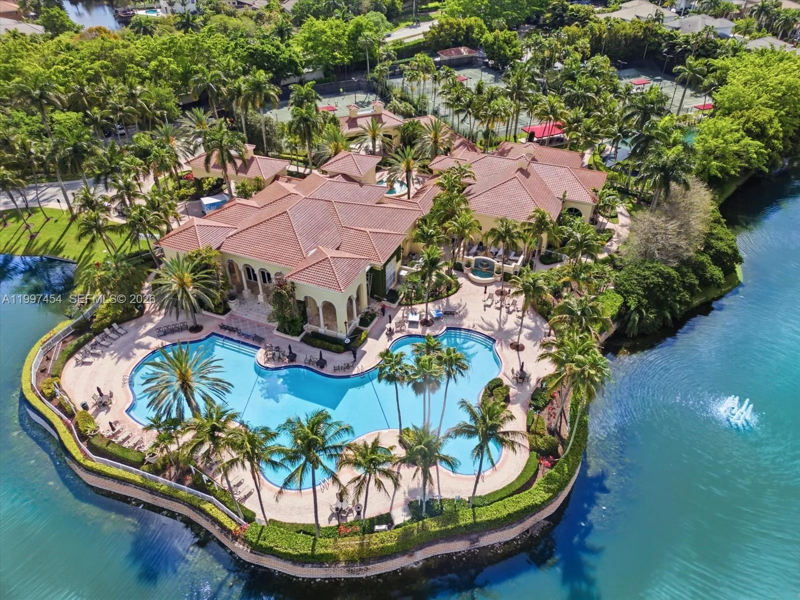 770 Leigh Palm Ave, Plantation, Florida 33324, Plantation, Florida 33324, 5 Bedrooms Bedrooms, ,5 BathroomsBathrooms,Residential,For Sale,770 Leigh Palm Ave, Plantation, Florida 33324,A11997454