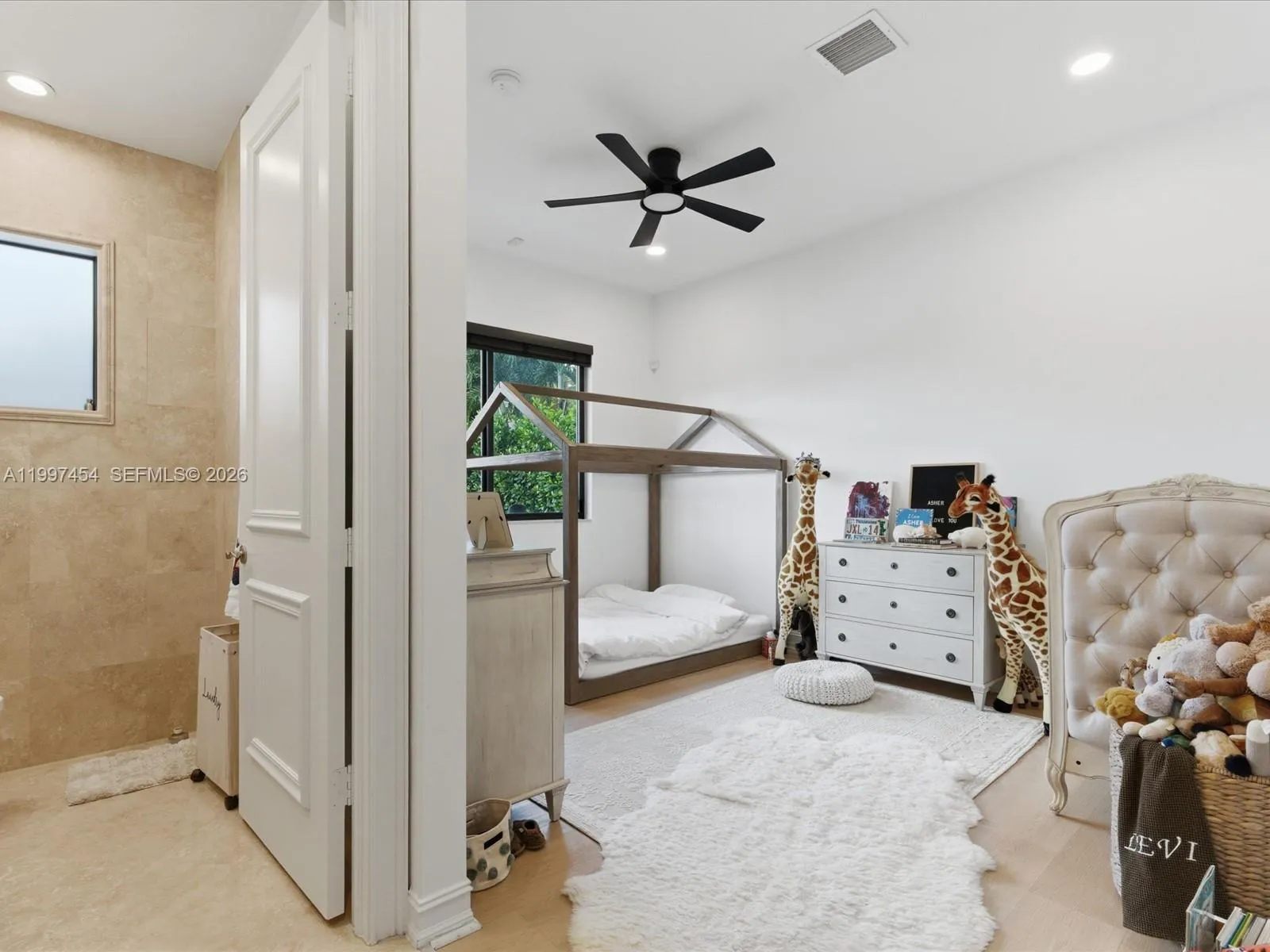 770 Leigh Palm Ave, Plantation, Florida 33324, Plantation, Florida 33324, 5 Bedrooms Bedrooms, ,5 BathroomsBathrooms,Residential,For Sale,770 Leigh Palm Ave, Plantation, Florida 33324,A11997454