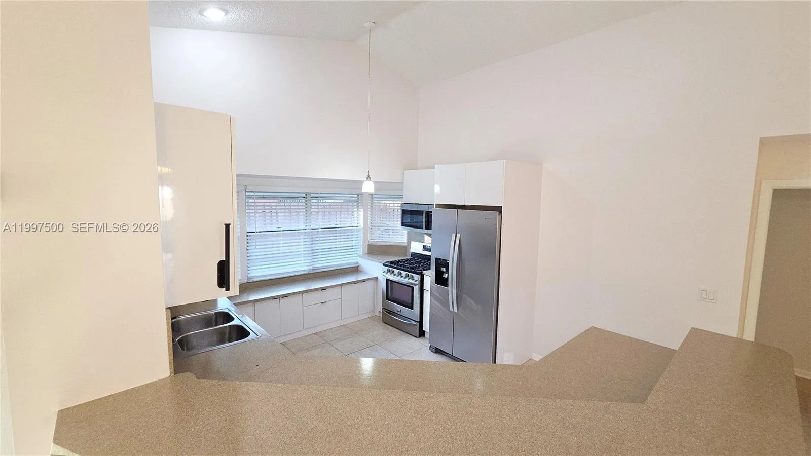 3247 Nw 123rd Ave, Sunrise, Florida 33323, Sunrise, Florida 33323, 4 Bedrooms Bedrooms, ,2 BathroomsBathrooms,Residential Lease,For Rent,3247 Nw 123rd Ave, Sunrise, Florida 33323,A11997500