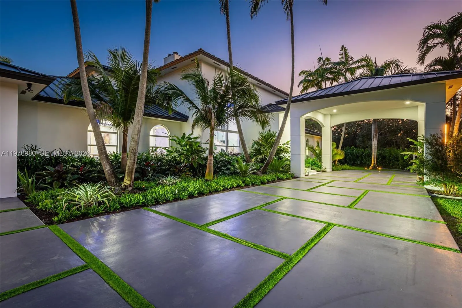 6290 Sw 130th Ter, Pinecrest, Florida 33156, Pinecrest, Florida 33156, 7 Bedrooms Bedrooms, ,8 BathroomsBathrooms,Residential,For Sale,6290 Sw 130th Ter, Pinecrest, Florida 33156,A11976980