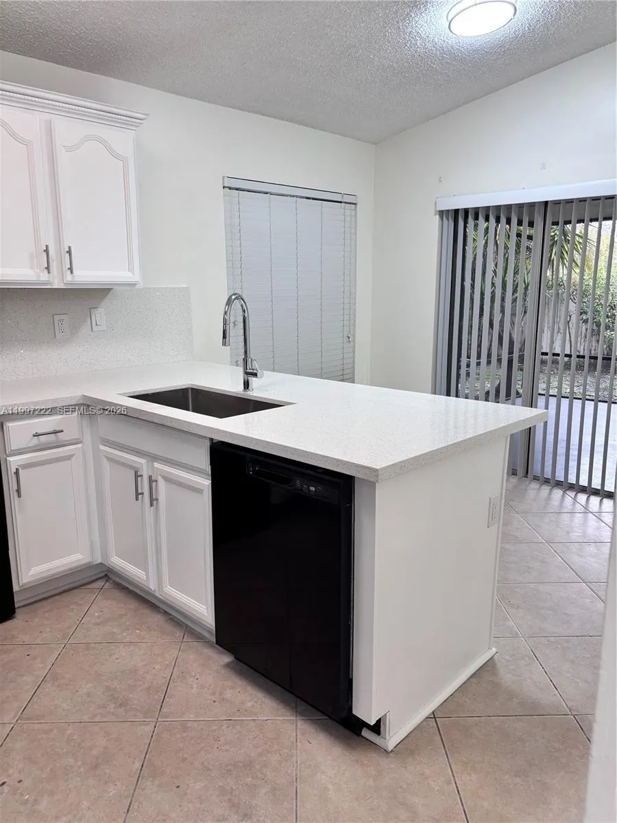 821 W Beckley Sq 821, Davie, Florida 33325, Davie, Florida 33325, 3 Bedrooms Bedrooms, ,2 BathroomsBathrooms,Residential Lease,For Rent,821 W Beckley Sq 821, Davie, Florida 33325,A11997222