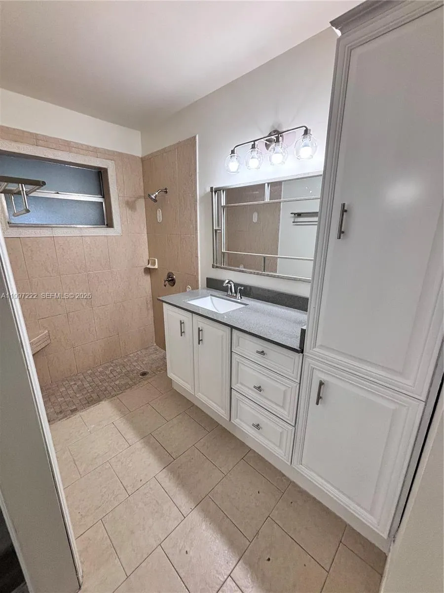 821 W Beckley Sq 821, Davie, Florida 33325, Davie, Florida 33325, 3 Bedrooms Bedrooms, ,2 BathroomsBathrooms,Residential Lease,For Rent,821 W Beckley Sq 821, Davie, Florida 33325,A11997222