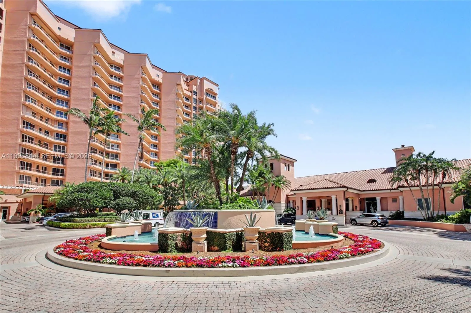 60 Ne Edgewater Dr 3g, Coral Gables, Florida 33133, Coral Gables, Florida 33133, 2 Bedrooms Bedrooms, ,3 BathroomsBathrooms,Residential,For Sale,60 Ne Edgewater Dr 3g, Coral Gables, Florida 33133,A11996844