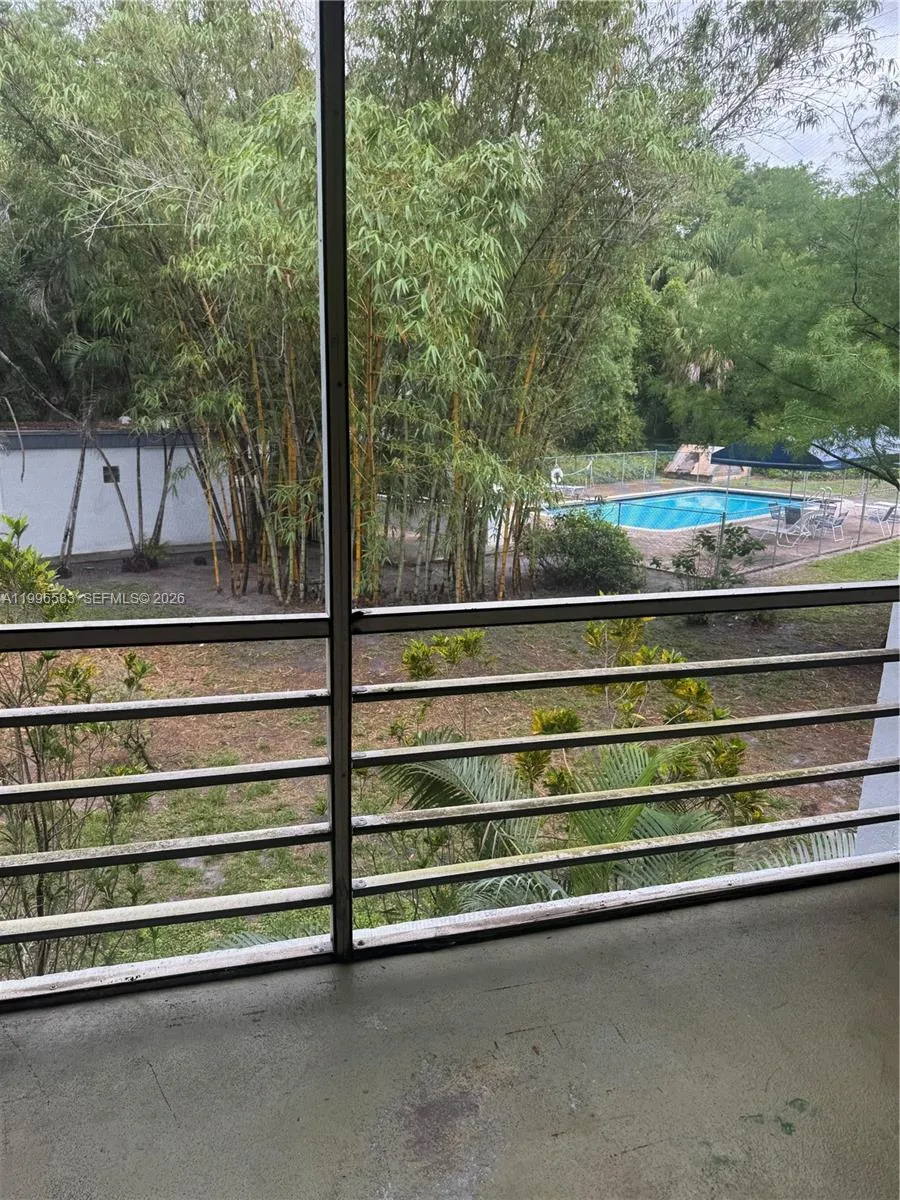 9410 Live Oak Pl 205, Davie, Florida 33324, Davie, Florida 33324, 2 Bedrooms Bedrooms, ,2 BathroomsBathrooms,Residential Lease,For Rent,9410 Live Oak Pl 205, Davie, Florida 33324,A11996583