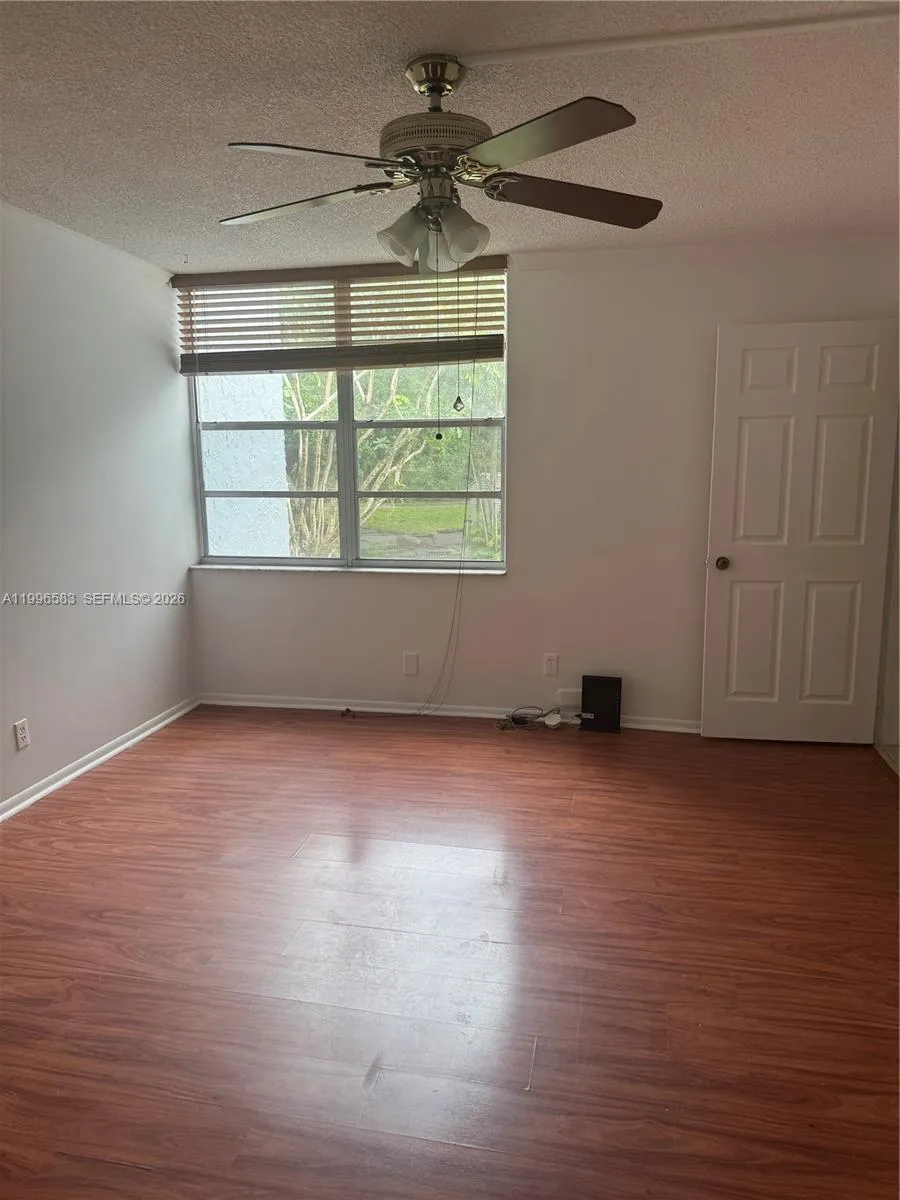 9410 Live Oak Pl 205, Davie, Florida 33324, Davie, Florida 33324, 2 Bedrooms Bedrooms, ,2 BathroomsBathrooms,Residential Lease,For Rent,9410 Live Oak Pl 205, Davie, Florida 33324,A11996583