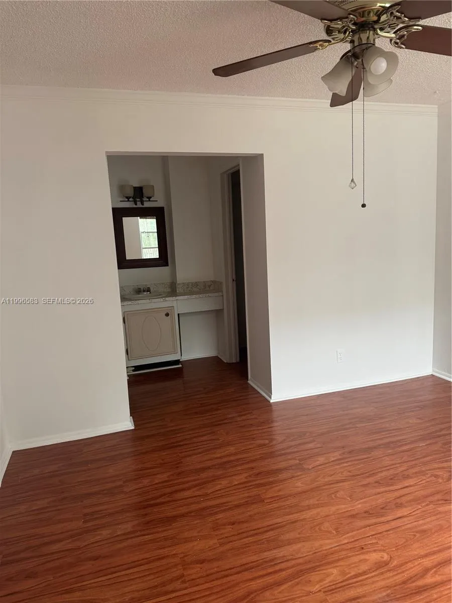 9410 Live Oak Pl 205, Davie, Florida 33324, Davie, Florida 33324, 2 Bedrooms Bedrooms, ,2 BathroomsBathrooms,Residential Lease,For Rent,9410 Live Oak Pl 205, Davie, Florida 33324,A11996583