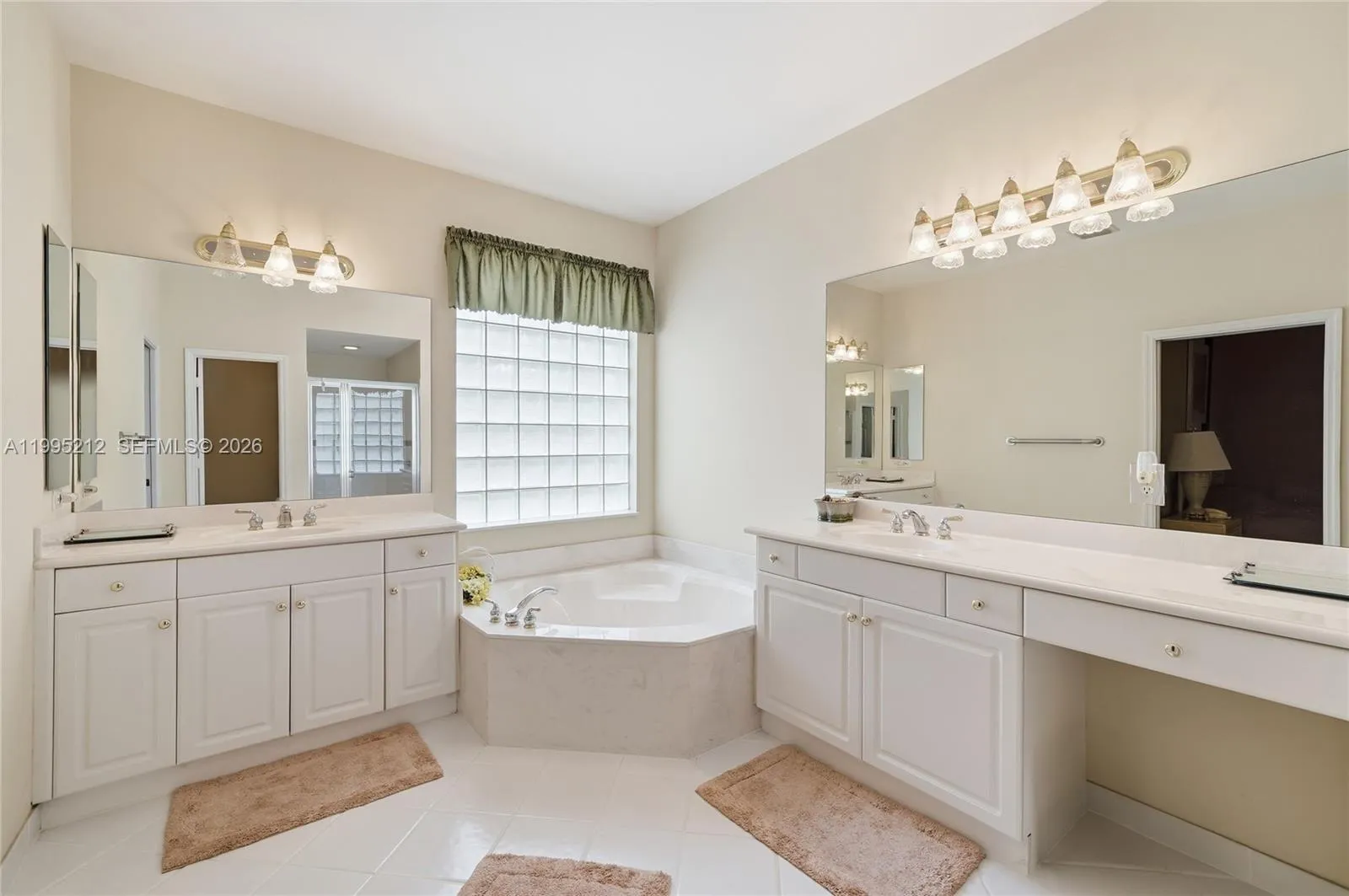 5936 Nw 54th Cir, Coral Springs, Florida 33067, Coral Springs, Florida 33067, 4 Bedrooms Bedrooms, ,3 BathroomsBathrooms,Residential,For Sale,5936 Nw 54th Cir, Coral Springs, Florida 33067,A11995212