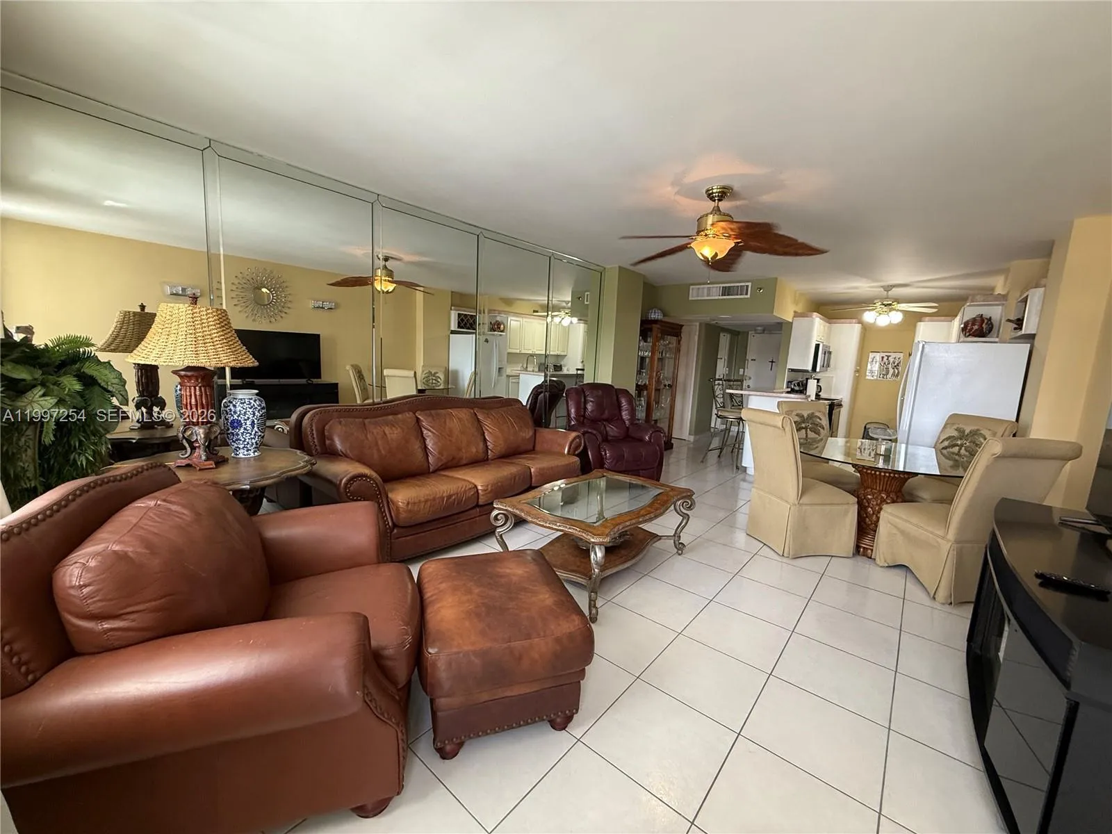 100 Lincoln Rd 422, Miami Beach, Florida 33139, Miami Beach, Florida 33139, 1 Bedroom Bedrooms, ,1 BathroomBathrooms,Residential Lease,For Rent,100 Lincoln Rd 422, Miami Beach, Florida 33139,A11997254