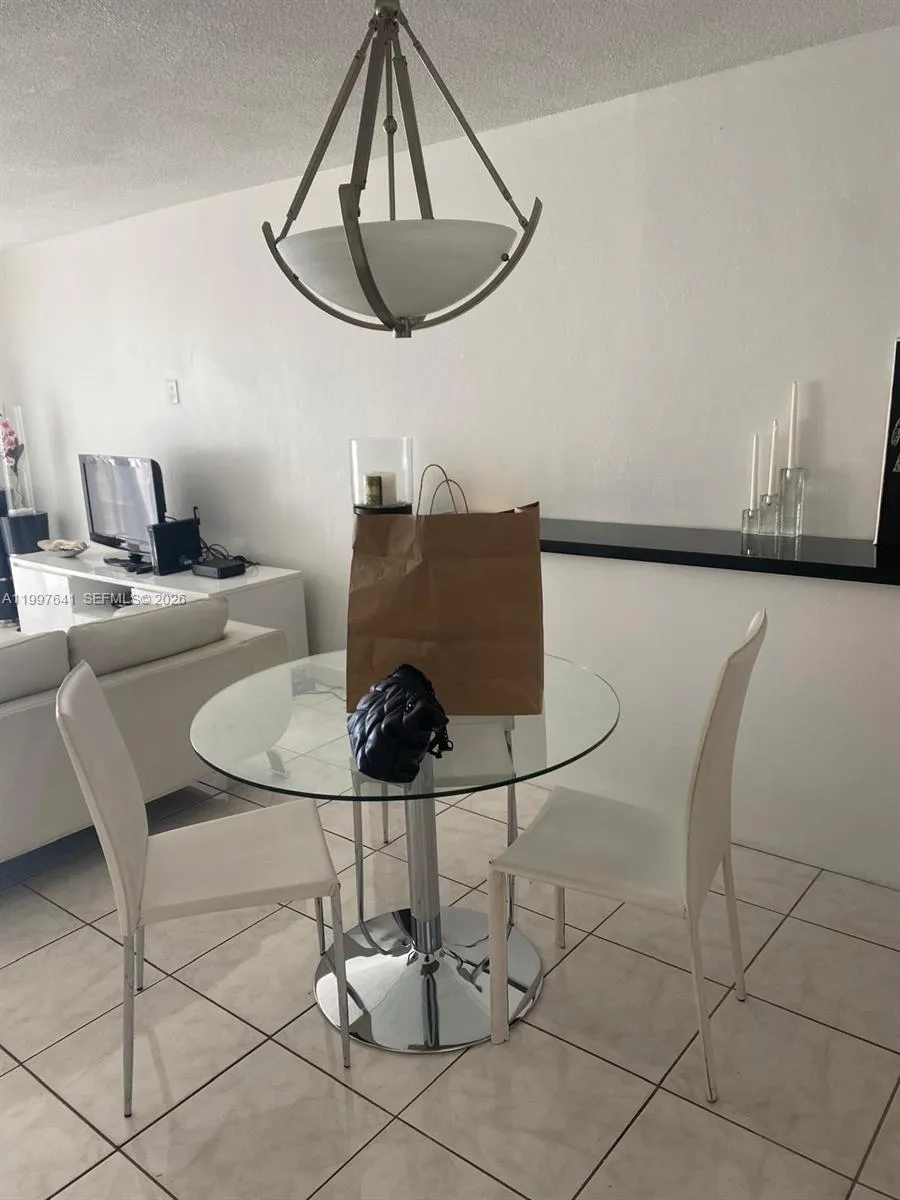 2750 Ne 183rd St 801, Aventura, Florida 33160, Aventura, Florida 33160, 1 Bedroom Bedrooms, ,1 BathroomBathrooms,Residential Lease,For Rent,2750 Ne 183rd St 801, Aventura, Florida 33160,A11997641