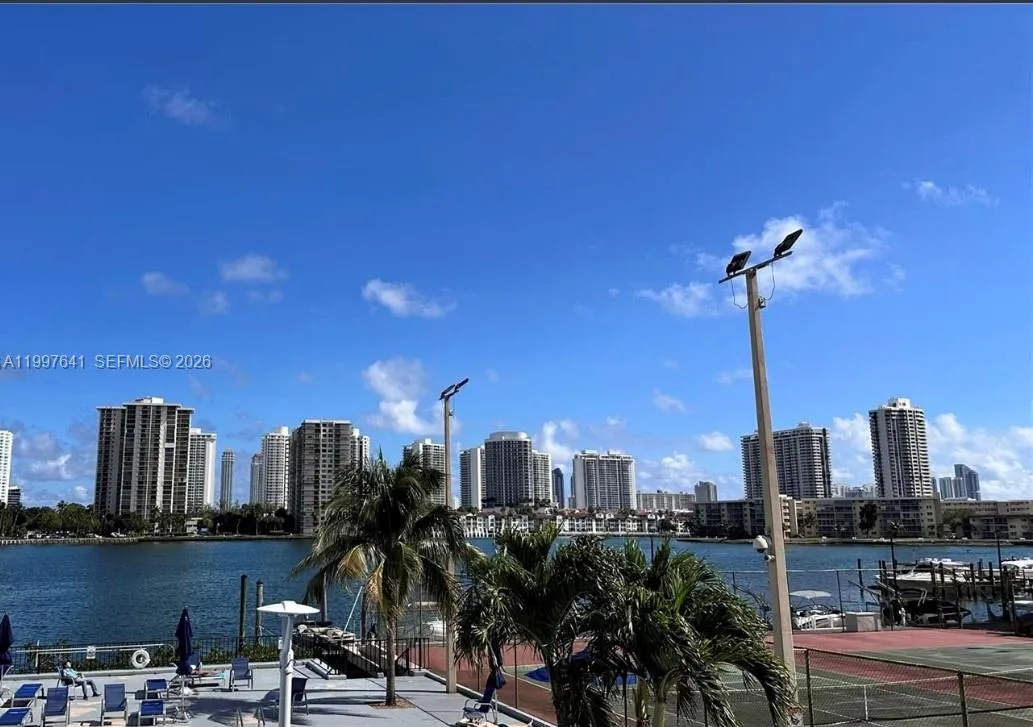 2750 Ne 183rd St 801, Aventura, Florida 33160, Aventura, Florida 33160, 1 Bedroom Bedrooms, ,1 BathroomBathrooms,Residential Lease,For Rent,2750 Ne 183rd St 801, Aventura, Florida 33160,A11997641