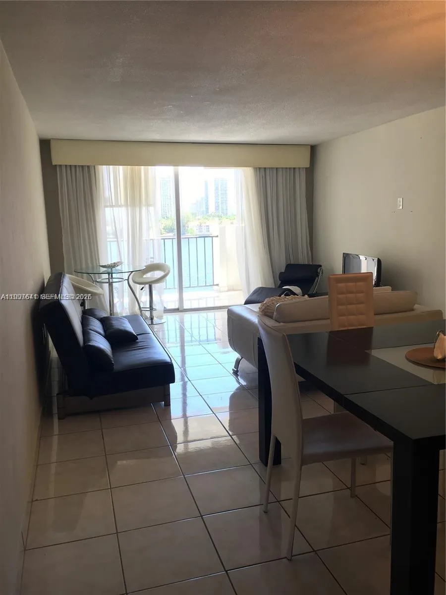 2750 Ne 183rd St 801, Aventura, Florida 33160, Aventura, Florida 33160, 1 Bedroom Bedrooms, ,1 BathroomBathrooms,Residential Lease,For Rent,2750 Ne 183rd St 801, Aventura, Florida 33160,A11997641