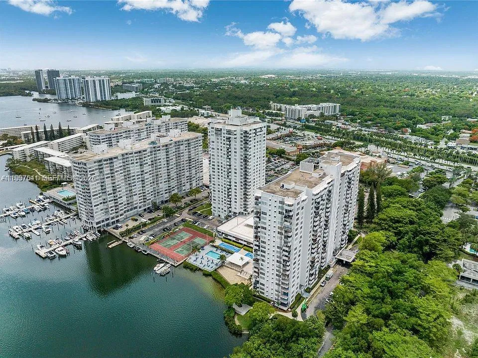 2750 Ne 183rd St 801, Aventura, Florida 33160, Aventura, Florida 33160, 1 Bedroom Bedrooms, ,1 BathroomBathrooms,Residential Lease,For Rent,2750 Ne 183rd St 801, Aventura, Florida 33160,A11997641