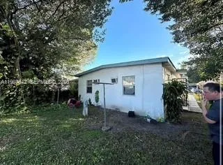 1785 Nw 56th St, Miami, Florida 33142, Miami, Florida 33142, ,Residential Income,For Sale,1785 Nw 56th St, Miami, Florida 33142,A11997642