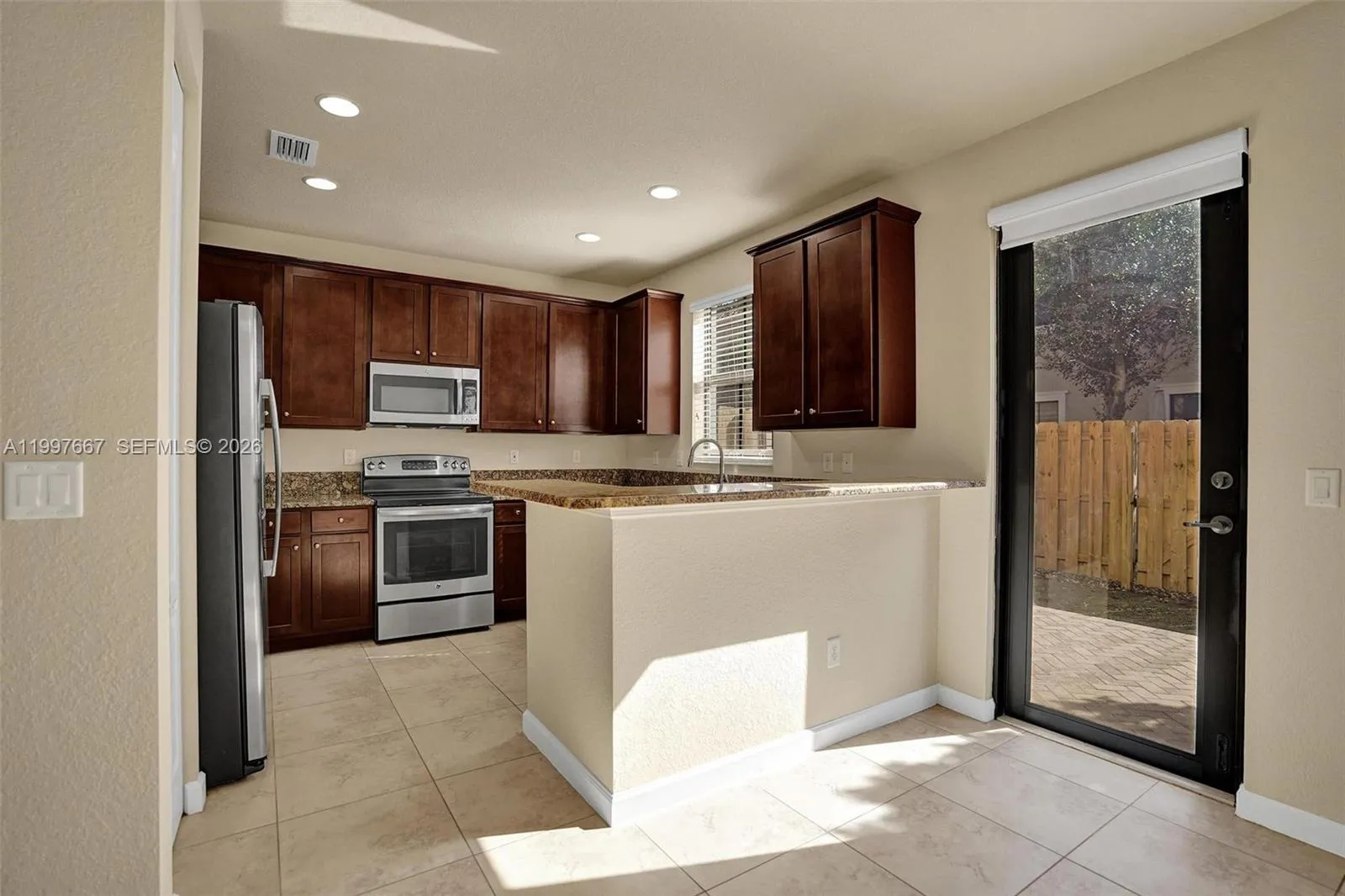 8432 Blue Cove Way, Parkland, Florida 33076, Parkland, Florida 33076, 3 Bedrooms Bedrooms, ,2 BathroomsBathrooms,Residential Lease,For Rent,8432 Blue Cove Way, Parkland, Florida 33076,A11997667