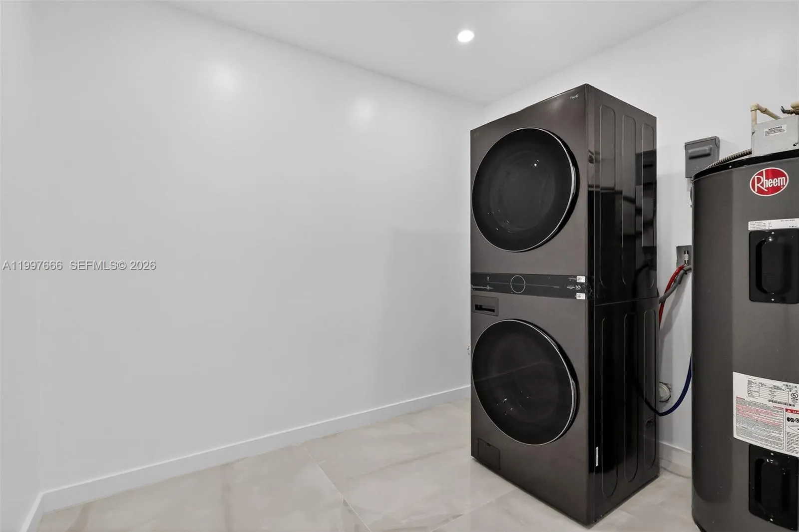 607 Layne Blvd, Hallandale Beach, Florida 33009, Hallandale Beach, Florida 33009, 5 Bedrooms Bedrooms, ,4 BathroomsBathrooms,Residential,For Sale,607 Layne Blvd, Hallandale Beach, Florida 33009,A11997666