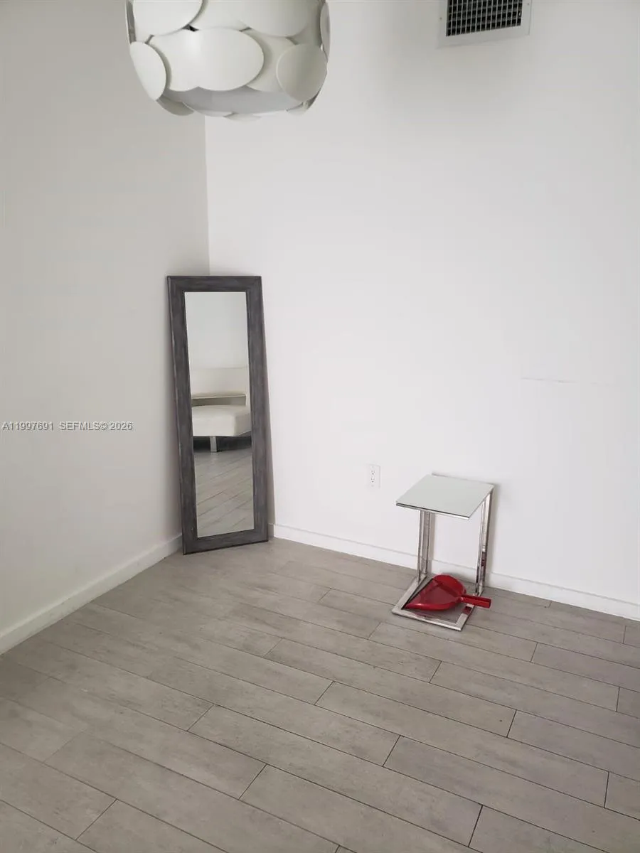 1601 Meridian Ave 105, Miami Beach, Florida 33139, Miami Beach, Florida 33139, 1 Bedroom Bedrooms, ,1 BathroomBathrooms,Residential Lease,For Rent,1601 Meridian Ave 105, Miami Beach, Florida 33139,A11997691