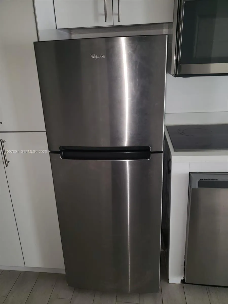 1601 Meridian Ave 105, Miami Beach, Florida 33139, Miami Beach, Florida 33139, 1 Bedroom Bedrooms, ,1 BathroomBathrooms,Residential Lease,For Rent,1601 Meridian Ave 105, Miami Beach, Florida 33139,A11997691