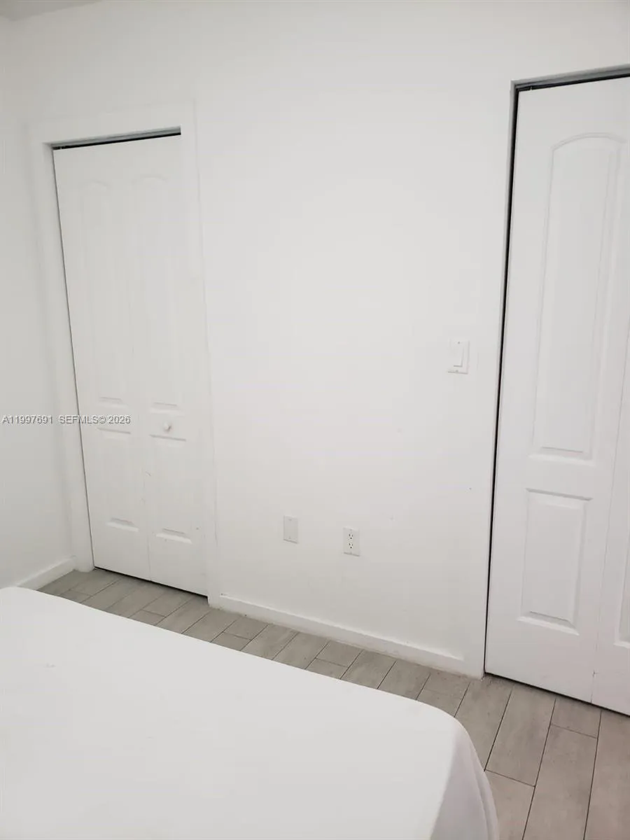 1601 Meridian Ave 105, Miami Beach, Florida 33139, Miami Beach, Florida 33139, 1 Bedroom Bedrooms, ,1 BathroomBathrooms,Residential Lease,For Rent,1601 Meridian Ave 105, Miami Beach, Florida 33139,A11997691