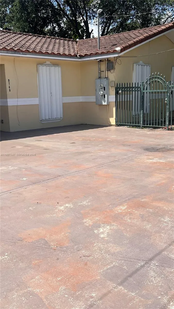 9740 Nw 5th Ave, Miami, Florida 33150, Miami, Florida 33150, ,Residential Income,For Sale,9740 Nw 5th Ave, Miami, Florida 33150,A11997141