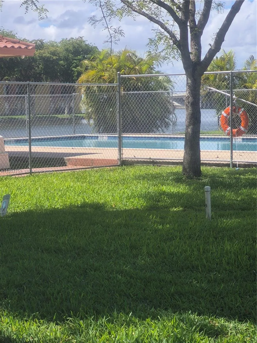 4707 Nw 7th St 103-8, Miami, Florida 33126, Miami, Florida 33126, 1 Bedroom Bedrooms, ,1 BathroomBathrooms,Residential Lease,For Rent,4707 Nw 7th St 103-8, Miami, Florida 33126,A11994759