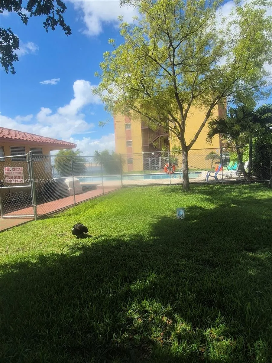 4707 Nw 7th St 103-8, Miami, Florida 33126, Miami, Florida 33126, 1 Bedroom Bedrooms, ,1 BathroomBathrooms,Residential Lease,For Rent,4707 Nw 7th St 103-8, Miami, Florida 33126,A11994759