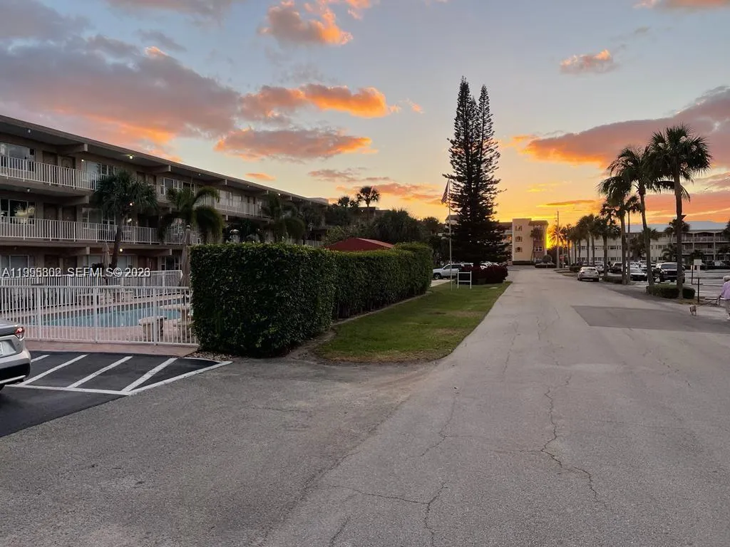 3200 Ne 7th Ct 306c, Pompano Beach, Florida 33062, Pompano Beach, Florida 33062, 1 Bedroom Bedrooms, ,1 BathroomBathrooms,Residential,For Sale,3200 Ne 7th Ct 306c, Pompano Beach, Florida 33062,A11995302