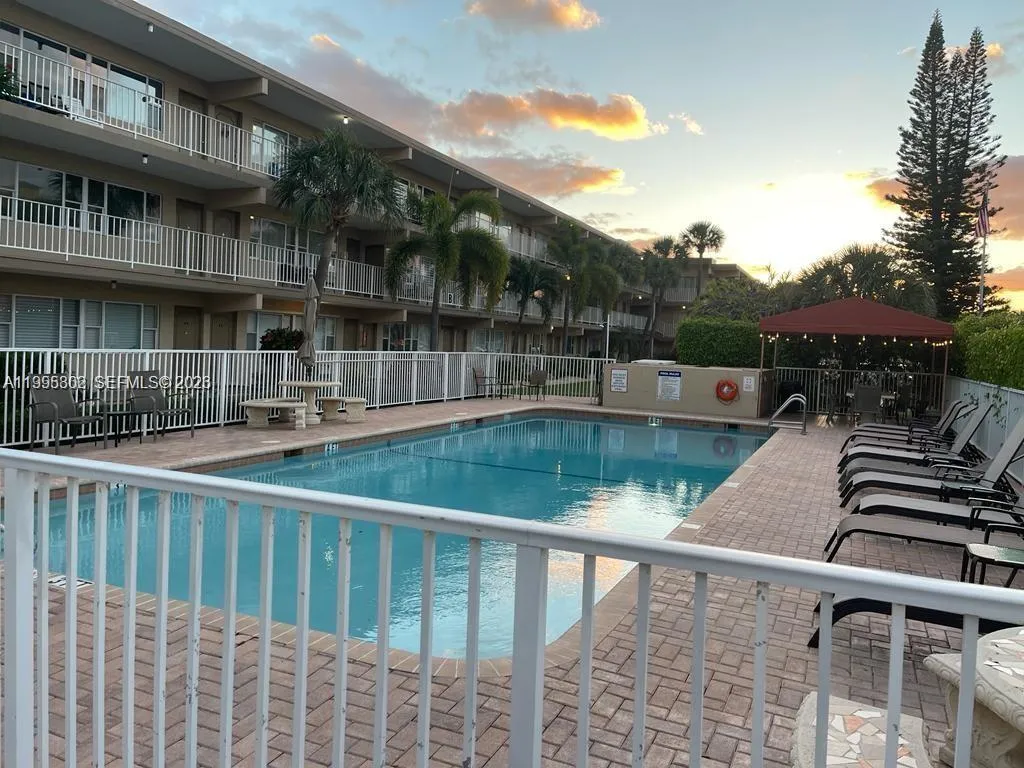 3200 Ne 7th Ct 306c, Pompano Beach, Florida 33062, Pompano Beach, Florida 33062, 1 Bedroom Bedrooms, ,1 BathroomBathrooms,Residential,For Sale,3200 Ne 7th Ct 306c, Pompano Beach, Florida 33062,A11995302
