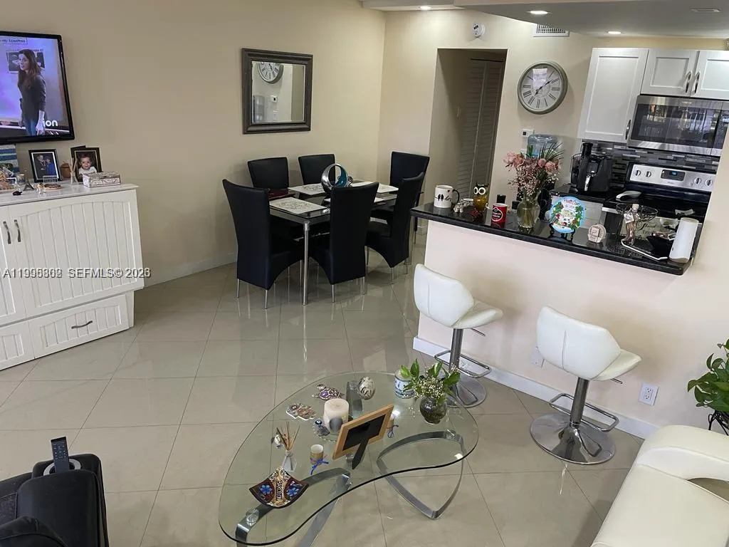 3200 Ne 7th Ct 306c, Pompano Beach, Florida 33062, Pompano Beach, Florida 33062, 1 Bedroom Bedrooms, ,1 BathroomBathrooms,Residential,For Sale,3200 Ne 7th Ct 306c, Pompano Beach, Florida 33062,A11995302