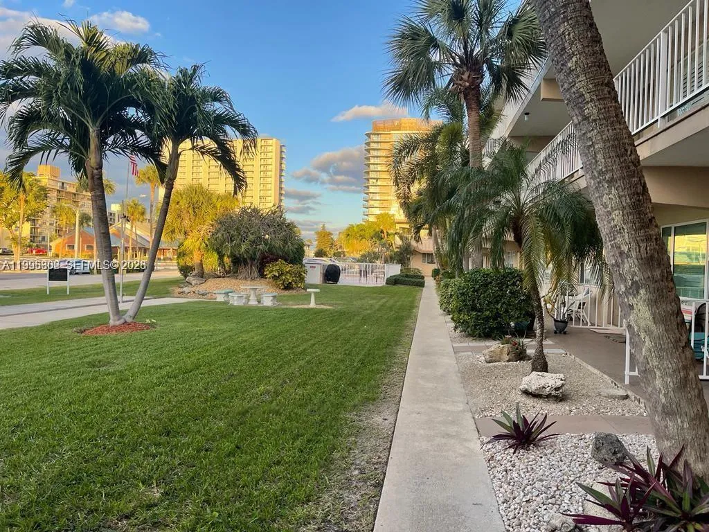 3200 Ne 7th Ct 306c, Pompano Beach, Florida 33062, Pompano Beach, Florida 33062, 1 Bedroom Bedrooms, ,1 BathroomBathrooms,Residential,For Sale,3200 Ne 7th Ct 306c, Pompano Beach, Florida 33062,A11995302