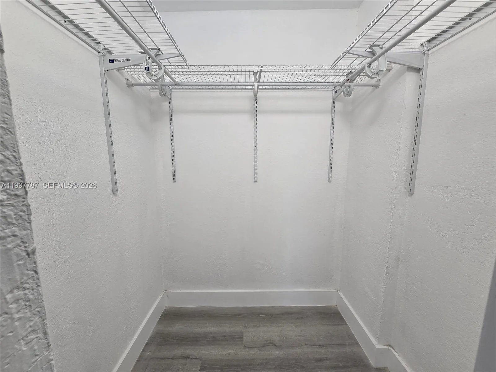 4550 Nw 9th St 304e, Miami, Florida 33126, Miami, Florida 33126, 1 Bedroom Bedrooms, ,1 BathroomBathrooms,Residential Lease,For Rent,4550 Nw 9th St 304e, Miami, Florida 33126,A11997787