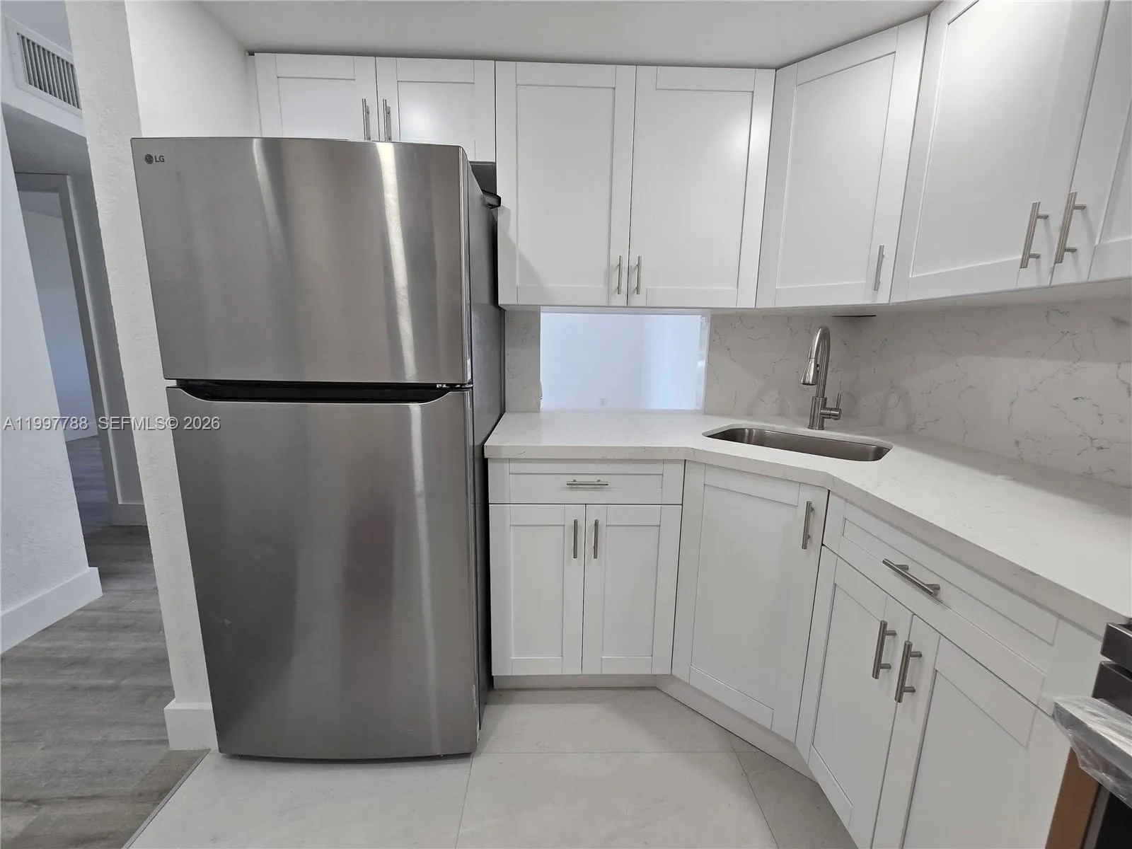 4550 Nw 9th St 311e, Miami, Florida 33126, Miami, Florida 33126, 1 Bedroom Bedrooms, ,1 BathroomBathrooms,Residential Lease,For Rent,4550 Nw 9th St 311e, Miami, Florida 33126,A11997788
