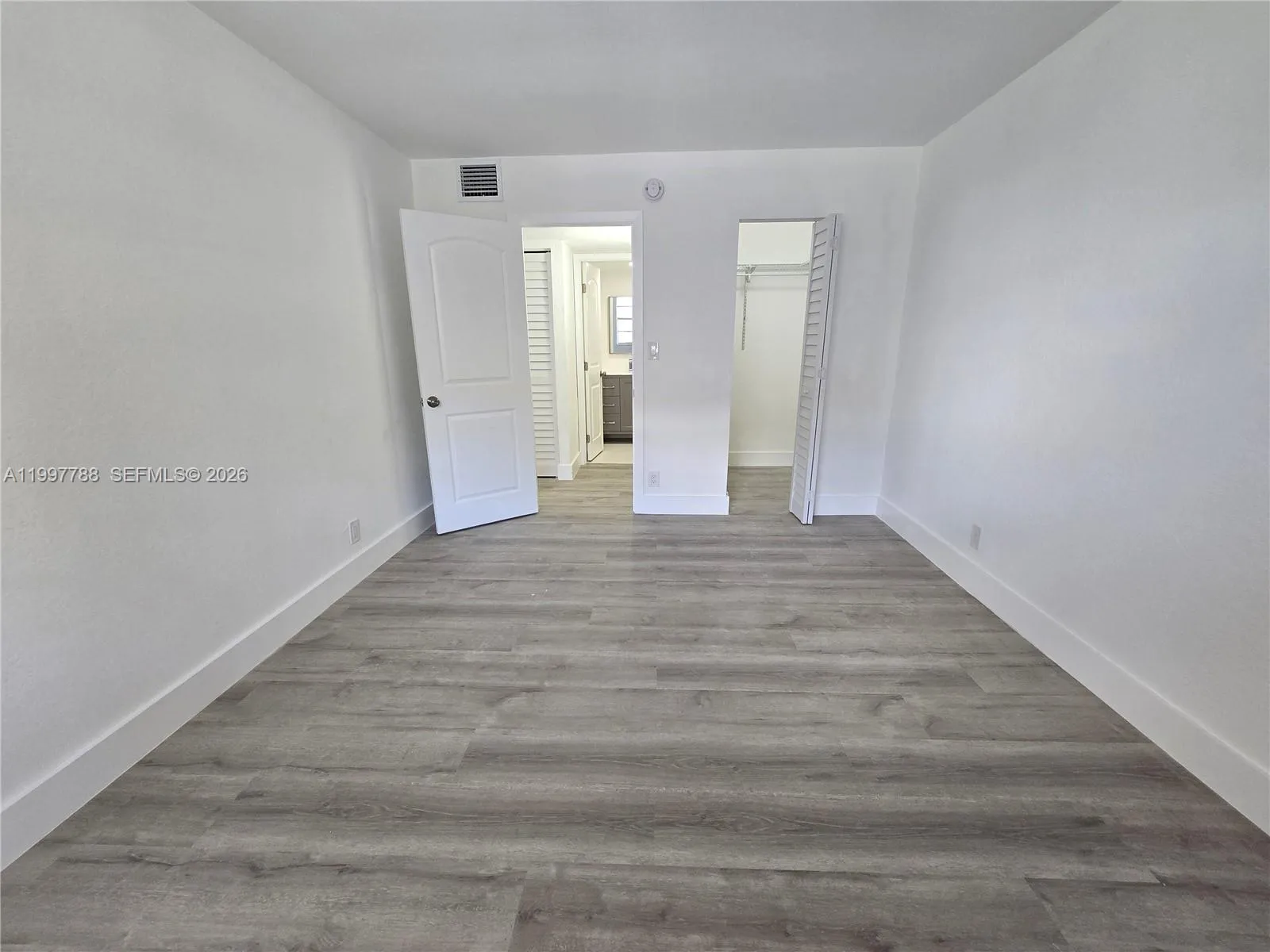 4550 Nw 9th St 311e, Miami, Florida 33126, Miami, Florida 33126, 1 Bedroom Bedrooms, ,1 BathroomBathrooms,Residential Lease,For Rent,4550 Nw 9th St 311e, Miami, Florida 33126,A11997788