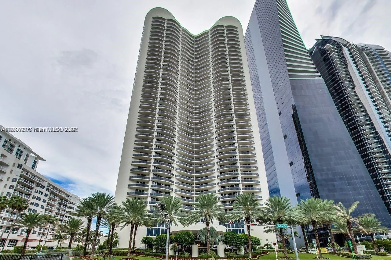 17201 Collins Ave 2005, Sunny Isles Beach, Florida, Sunny Isles Beach, Florida 33160, 2 Bedrooms Bedrooms, ,2 BathroomsBathrooms,Residential Lease,For Rent,17201 Collins Ave 2005, Sunny Isles Beach, Florida,A11997803
