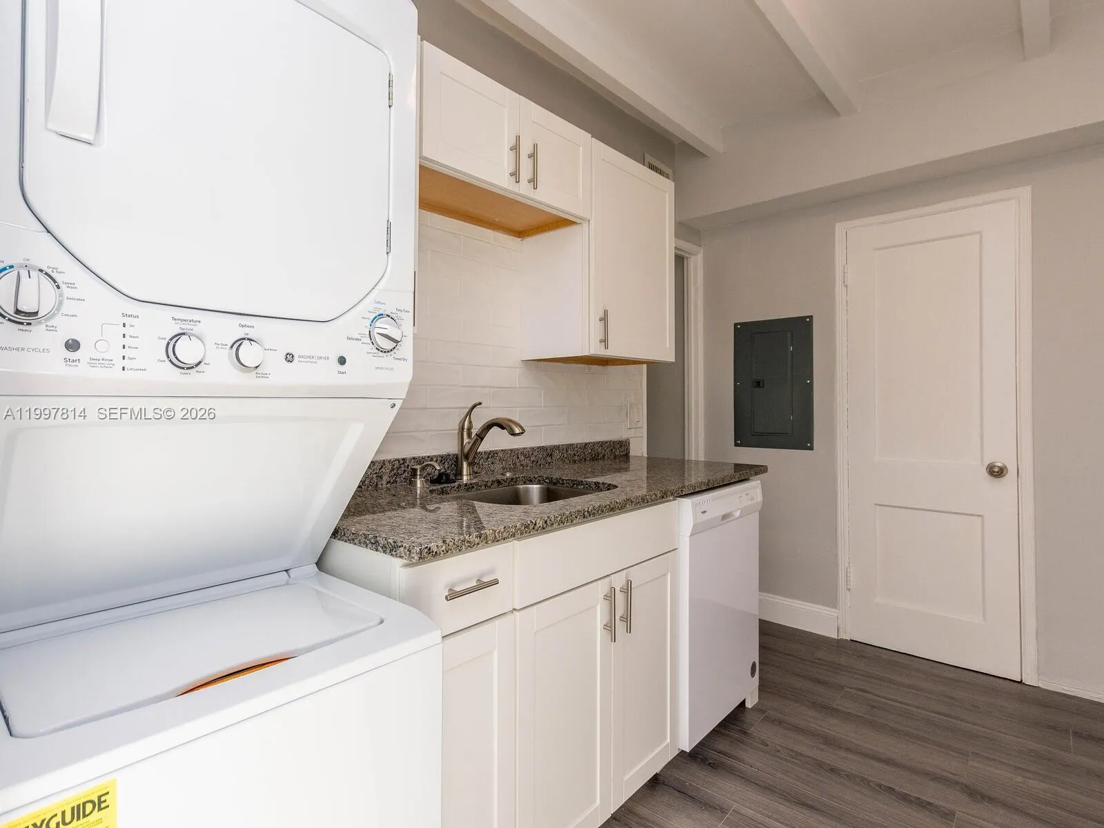 1413 Nw 3rd Ave 1-2, Fort Lauderdale, Florida 3331, Fort Lauderdale, Florida 33311, 2 Bedrooms Bedrooms, ,1 BathroomBathrooms,Residential Lease,For Rent,1413 Nw 3rd Ave 1-2, Fort Lauderdale, Florida 3331,A11997814