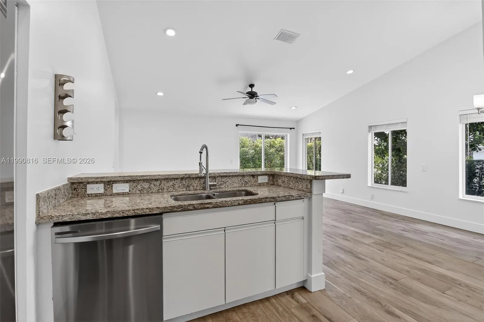 4219 Cherrywood Ct, Weston, Florida 33331, Weston, Florida 33331, 3 Bedrooms Bedrooms, ,2 BathroomsBathrooms,Residential,For Sale,4219 Cherrywood Ct, Weston, Florida 33331,A11990816